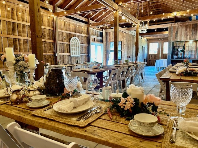 The Barn at Lavender Hill - Catering in Dardenne Prairie, Missouri