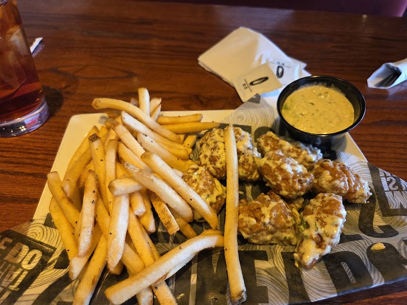 Smokey Bones Dayton - photo 2