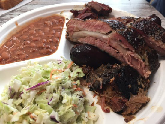 Mama's BBQ - photo 4