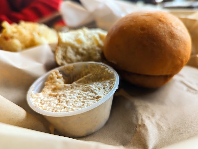 Corner Grub House - photo 2