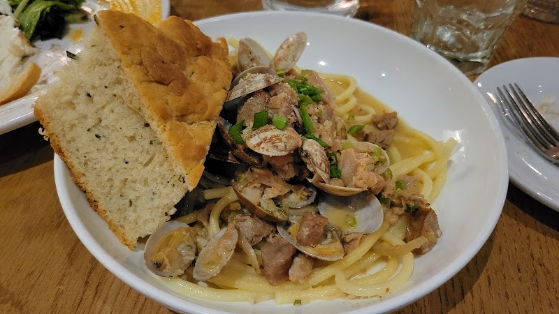 Quanto Basta Italian Eatery & Wine Bar - photo 5