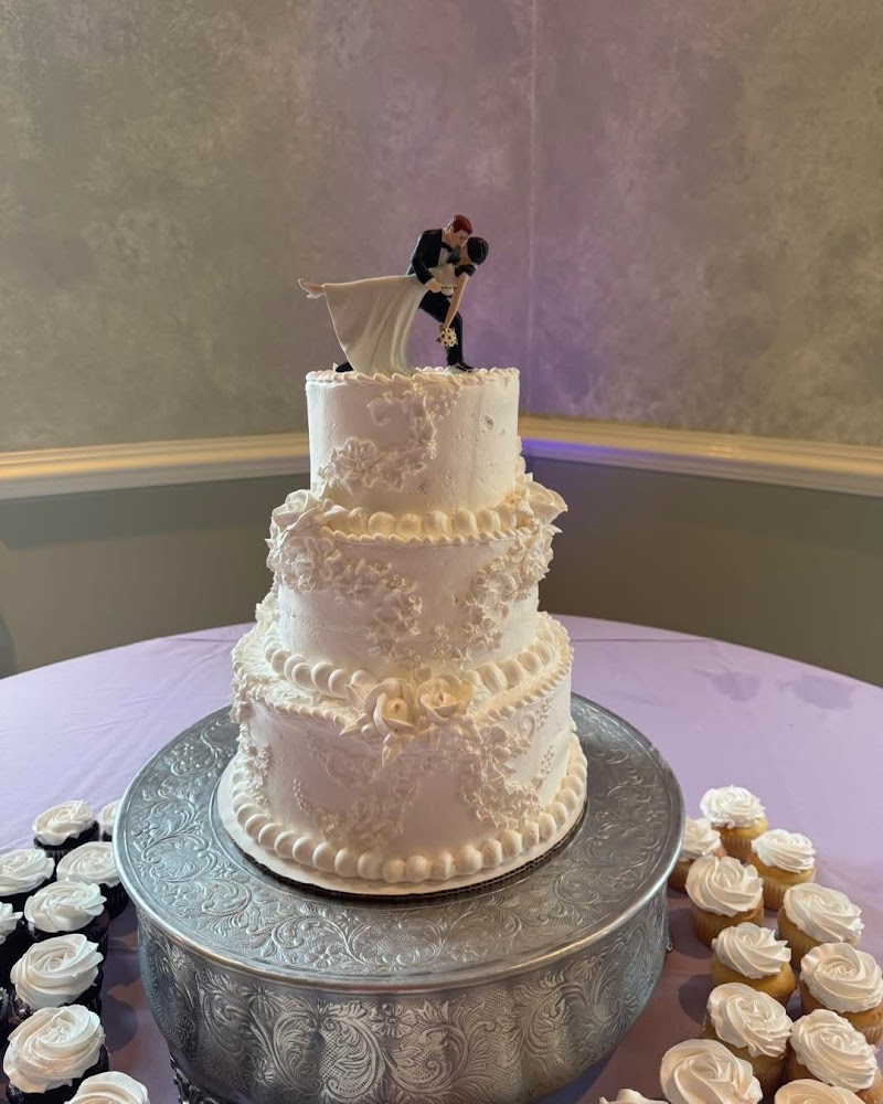 Michele's Bakery and Sweet Shoppe - photo 4