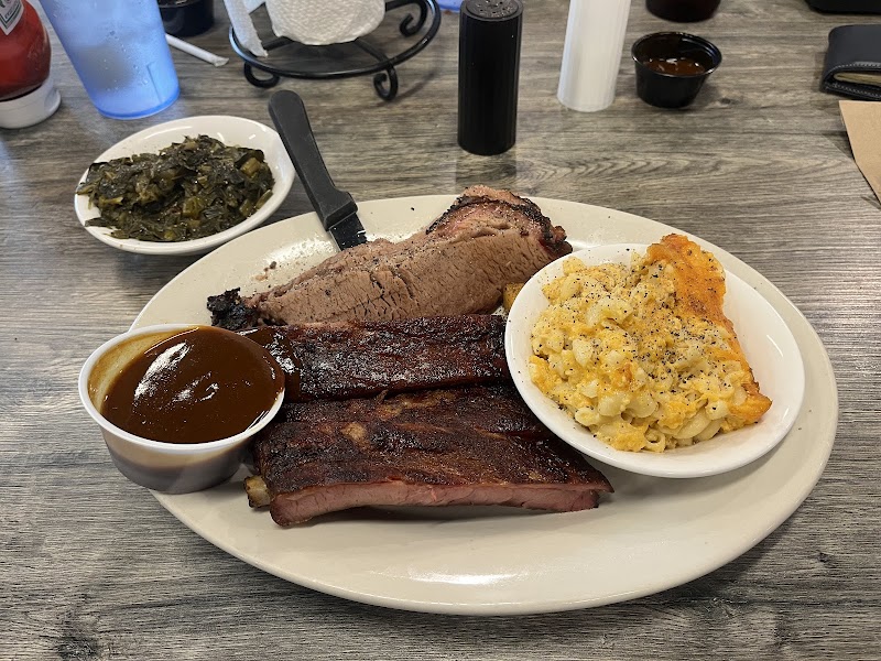 Hillbilly's Barbeque & Steaks - photo 5