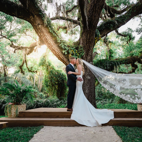 Del Favero Oasis - Catering in Tampa, Florida