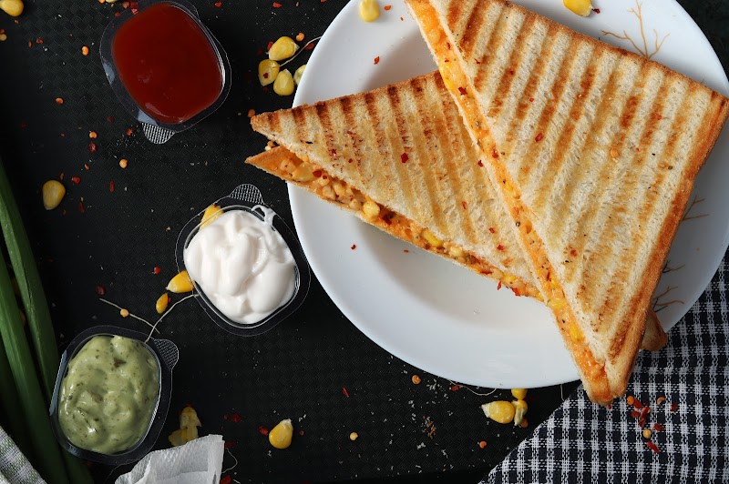 The Lunch Lounge - Catering in Phoenix, Arizona