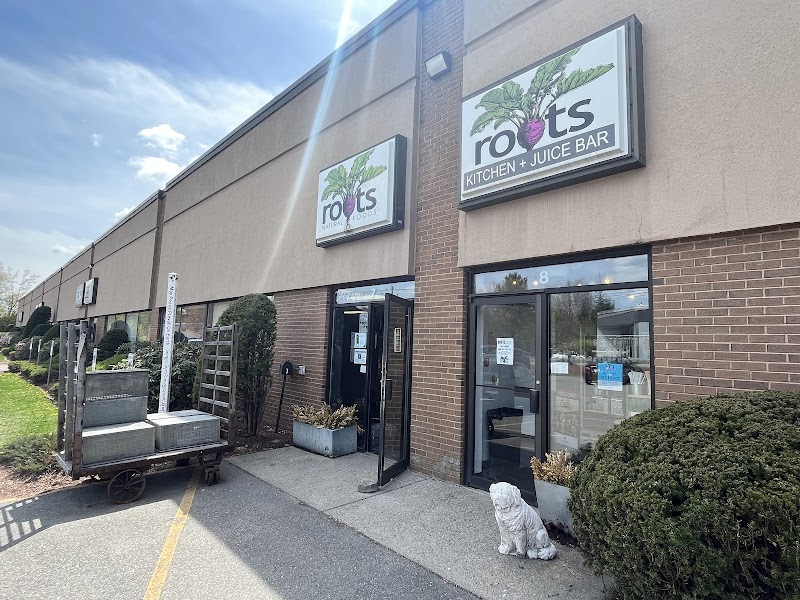 Roots Natural Foods Market. Kitchen + Organic Juice Bar - photo 4