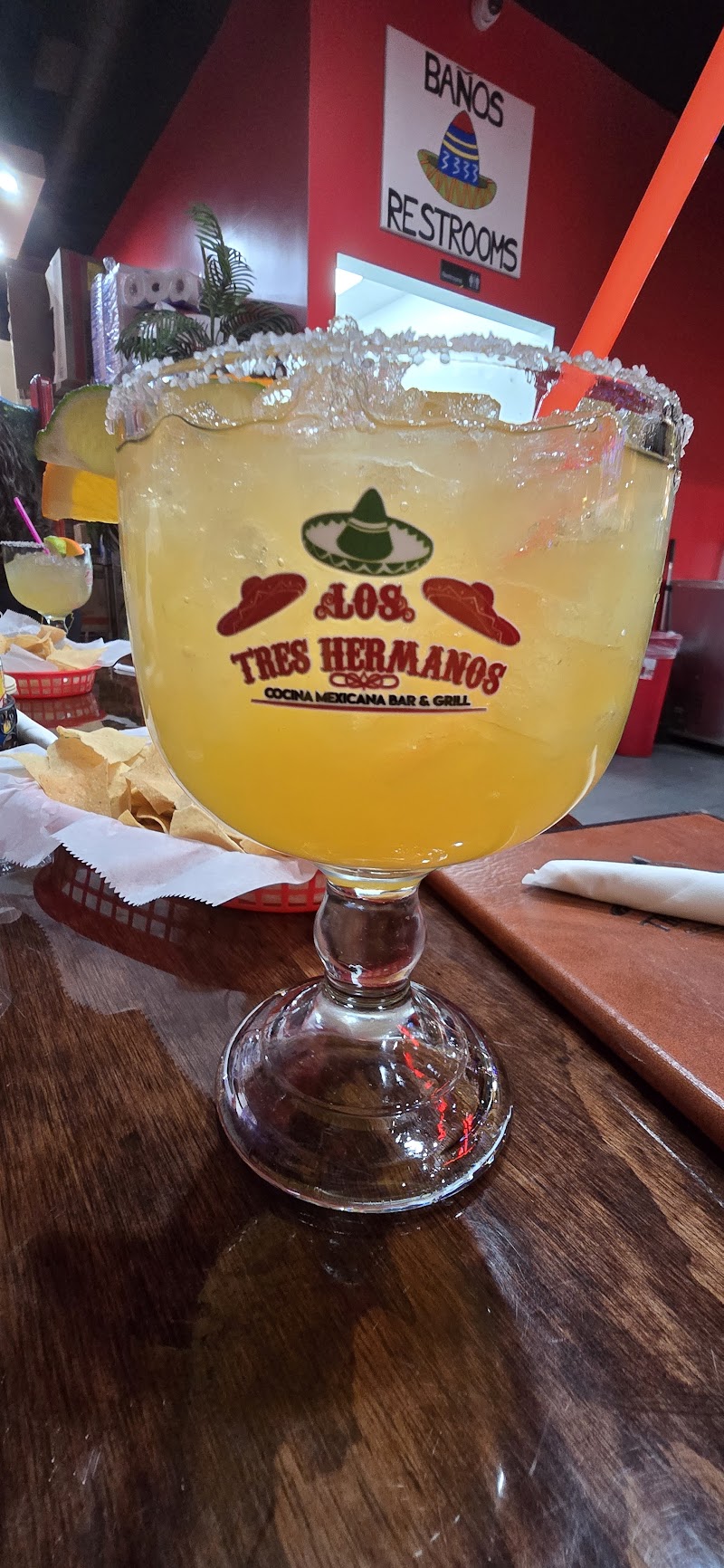 Los Tres Hermanos Mexican Restaurant - photo 3