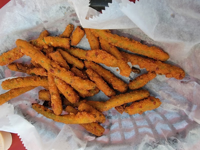 Erickson's Smokehouse Bar & Grill - photo 3