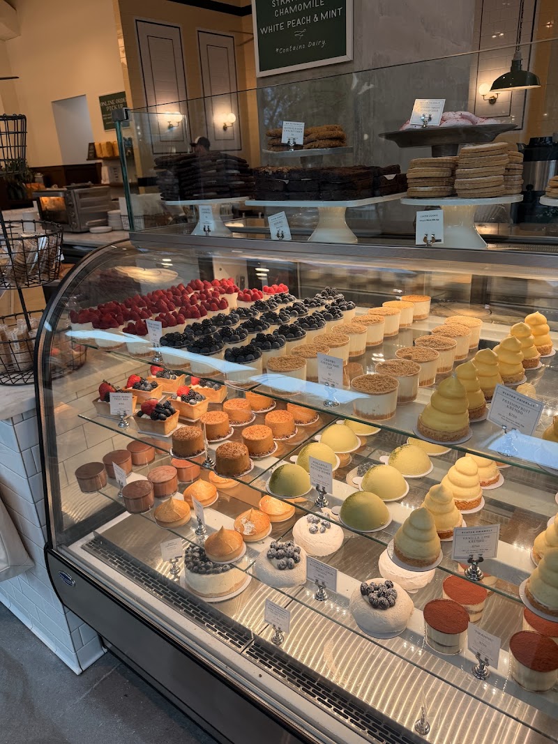 Tatte Bakery & Cafe | National Landing - photo 3
