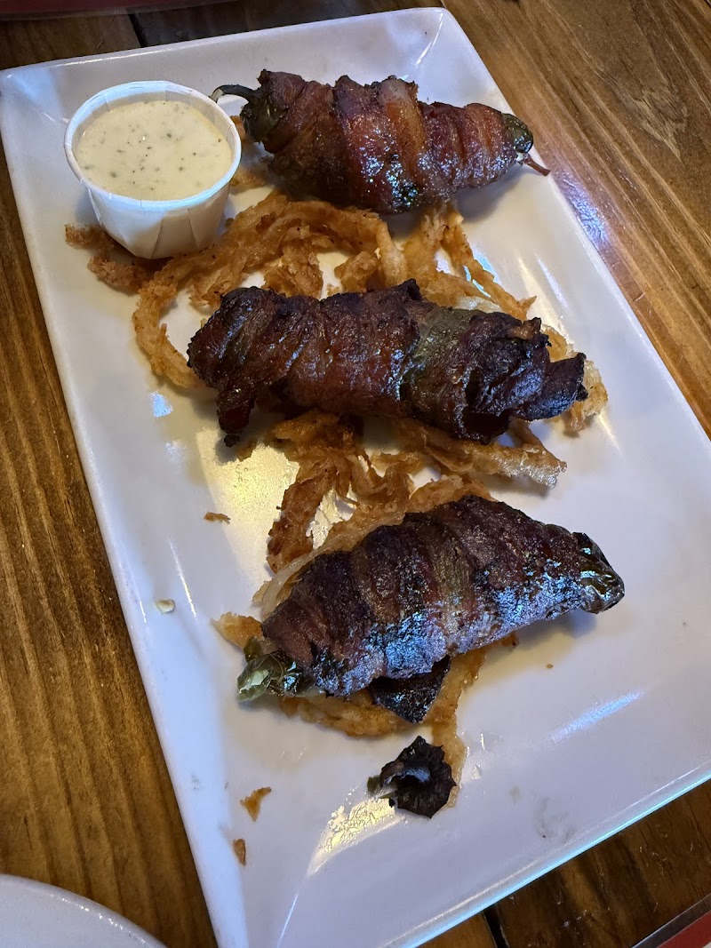 Wolf Pack Woodfired Tavern - photo 3