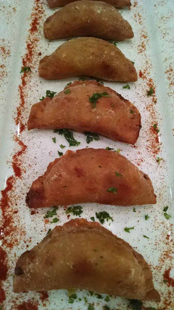 Roux's Gourmet Catering - photo 2