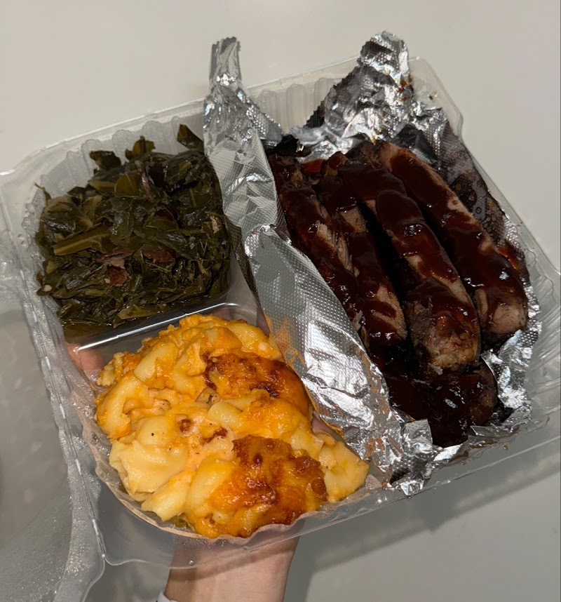 Clifton's Gourmet BBQ - photo 2