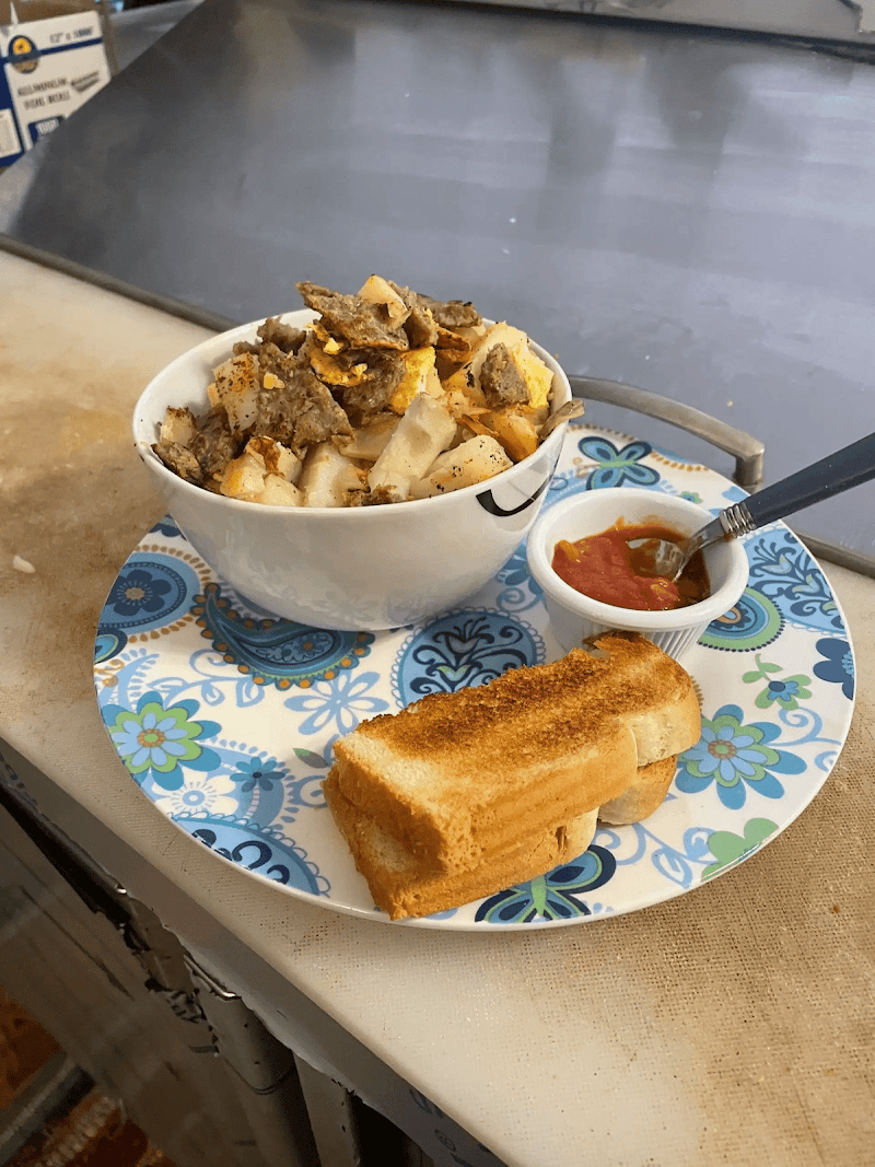 Cobblestone Cafe - photo 5