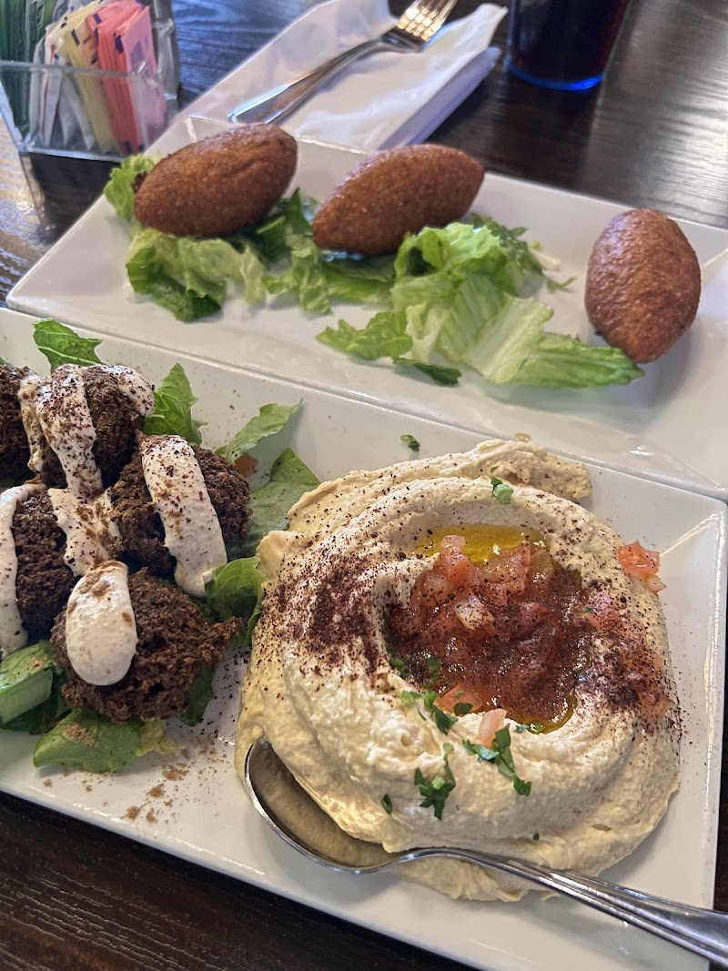 Zaytoona Resturant - photo 3