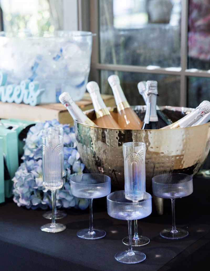 Dragonfly Cocktails & Spirits - Catering in Johns Island, South Carolina
