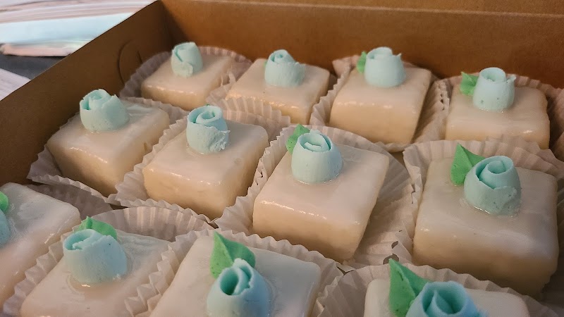 Shashy's Bakery and Fine Foods - photo 2