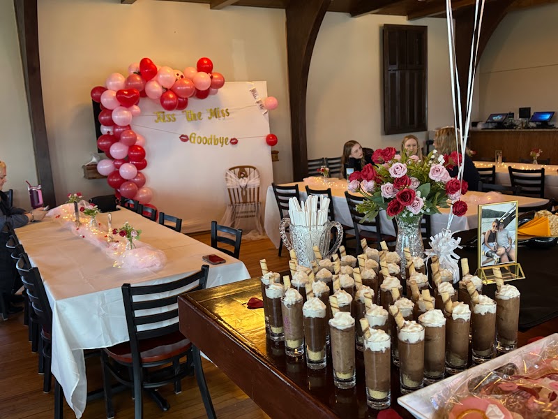The Club Restaurant & Pub - Catering in Warrensburg, Missouri