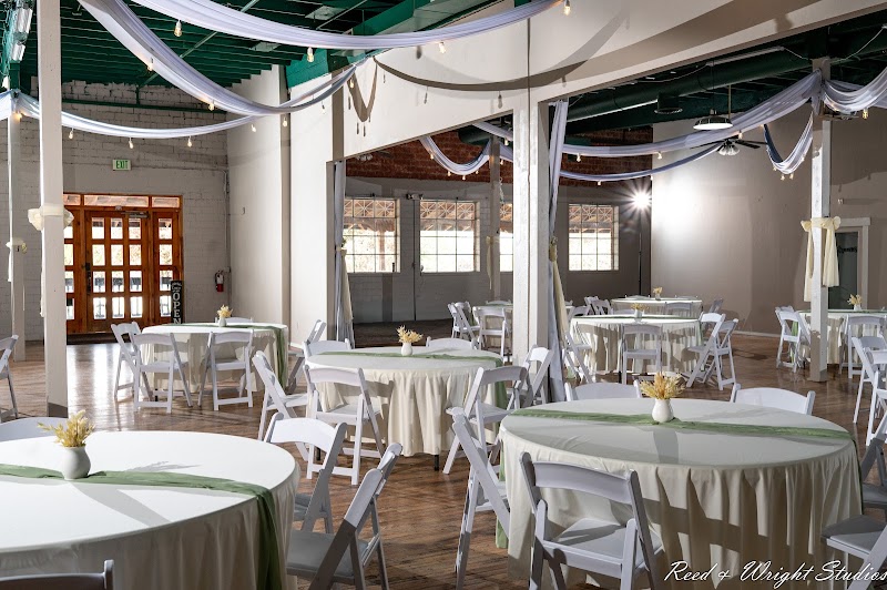 Lê Brigê Catering and Fifth Avenue Point Event Center - Catering in Twin Falls, Idaho