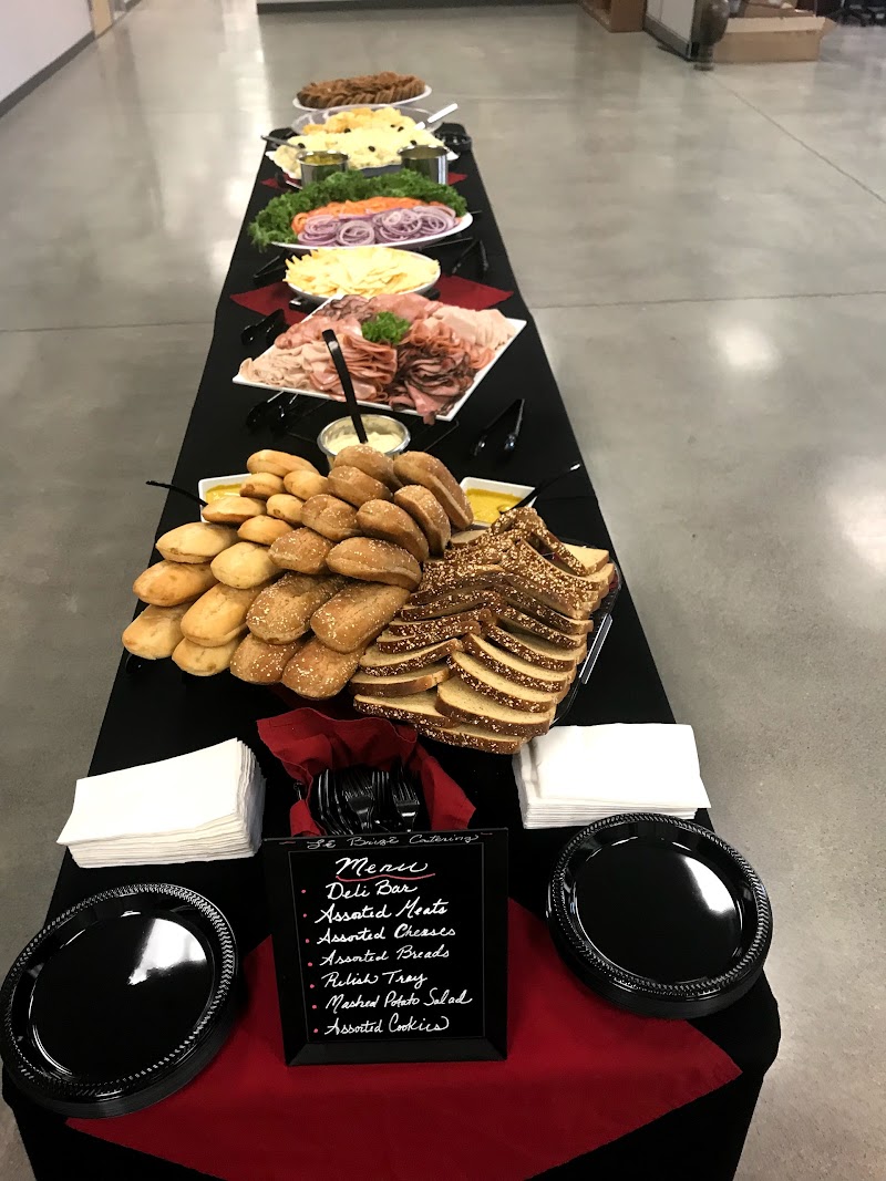 Lê Brigê Catering and Fifth Avenue Point Event Center - photo 4
