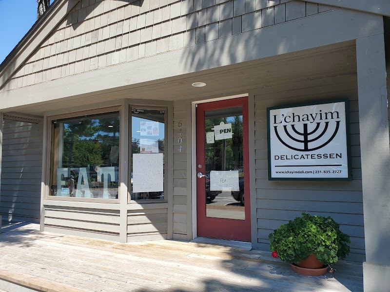 L'Chayim Delicatessen - photo 4