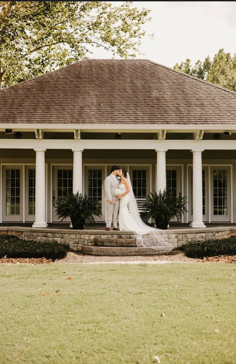 Pheasant Cove at Brookside Wedding Venue - photo 5