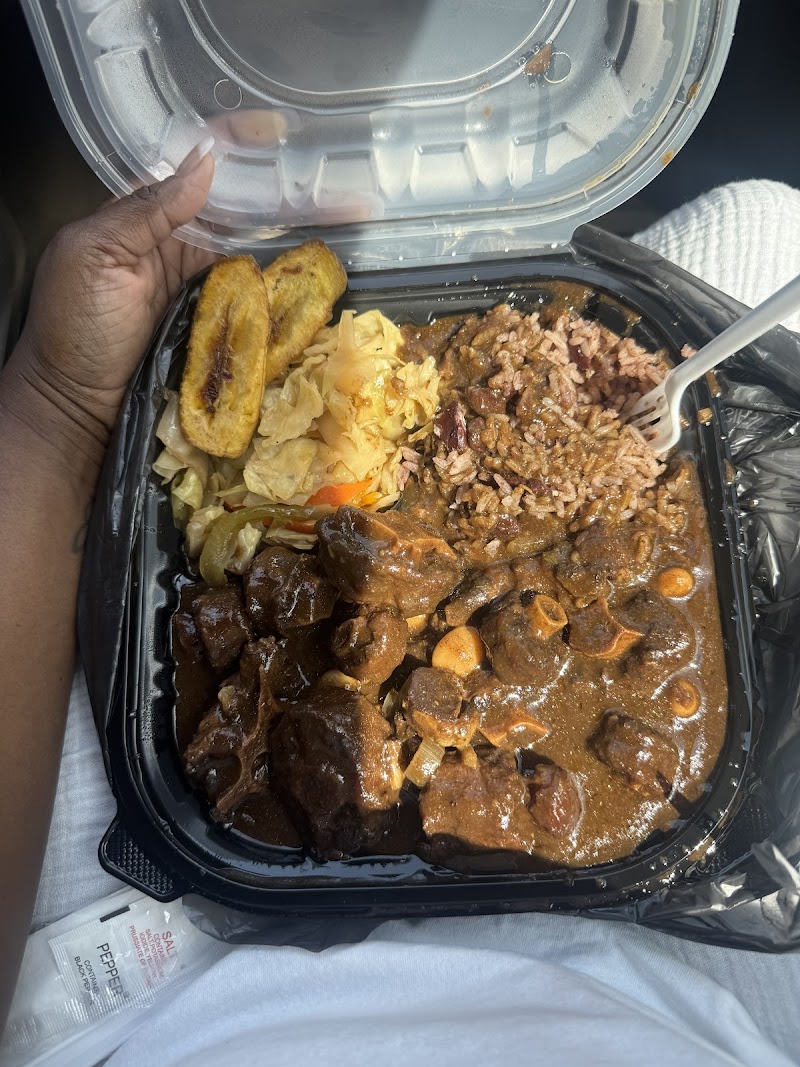 Wah Gwaan Caribbean Grill - photo 4
