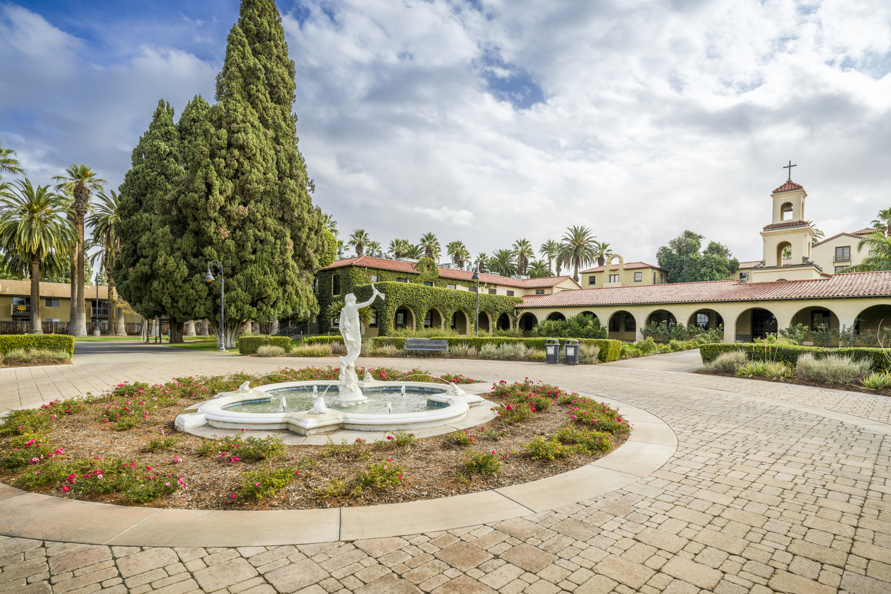 Alumni Dining Commons - Catering in Riverside, California