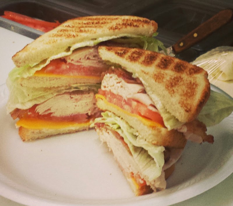 Gio's Deli & Food Store - photo 3