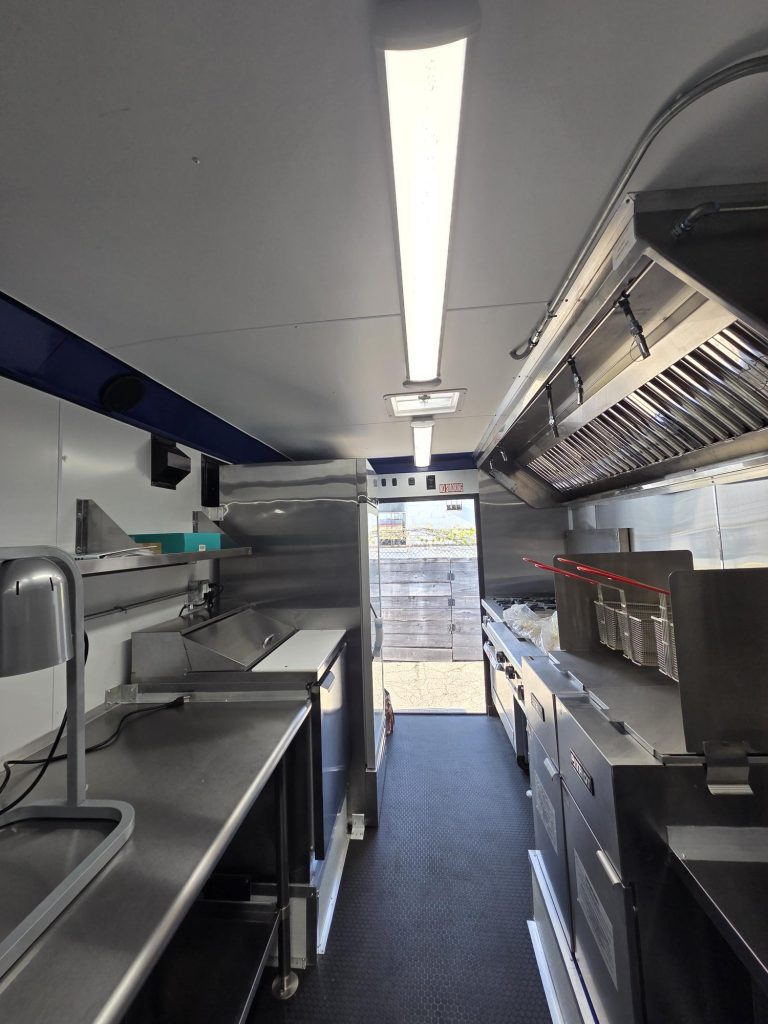 KNACK CUSTOM TRAILERS AND TRUCKS - photo 3