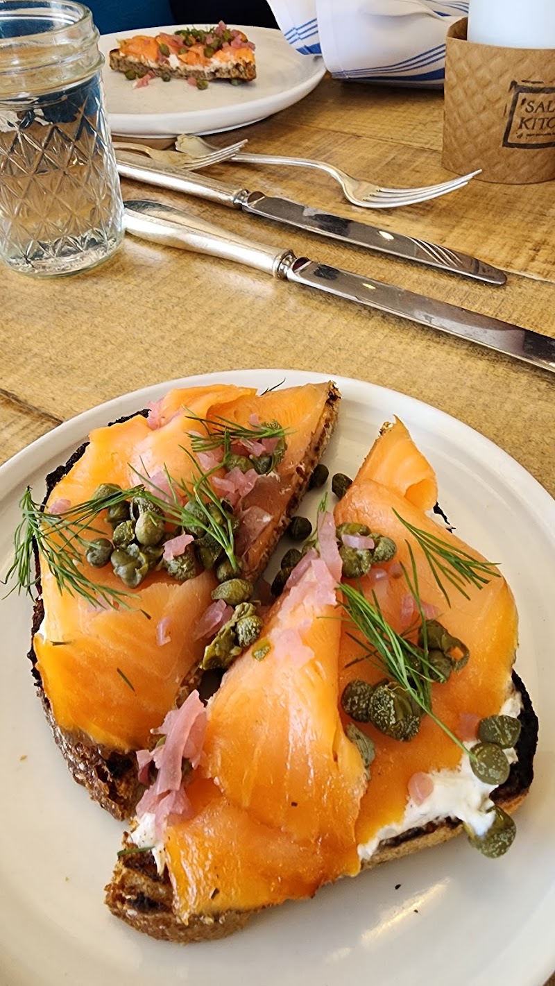 Saltbox Kitchen - photo 5