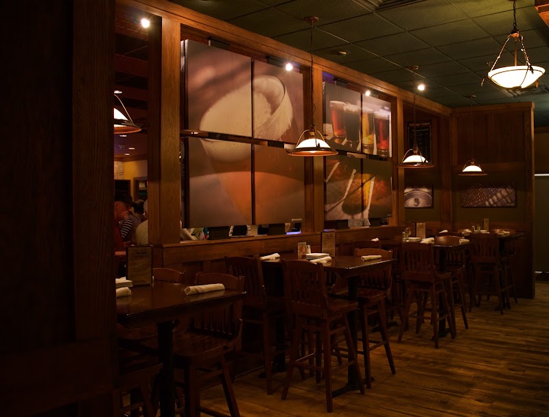 Pike & Pint Grill - photo 5