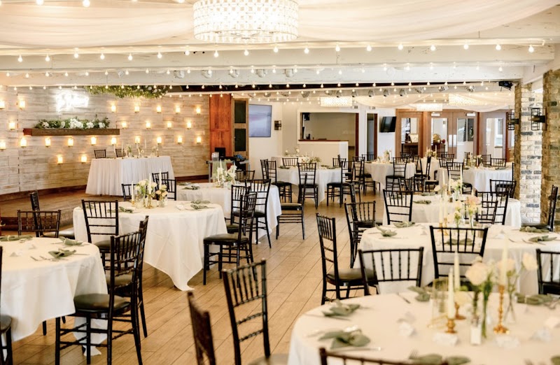 Brianno's Chart House Restaurant & Events Center - Catering in Lakeville, Minnesota