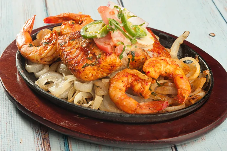 Los Cucos Mexican Cafe - photo 4