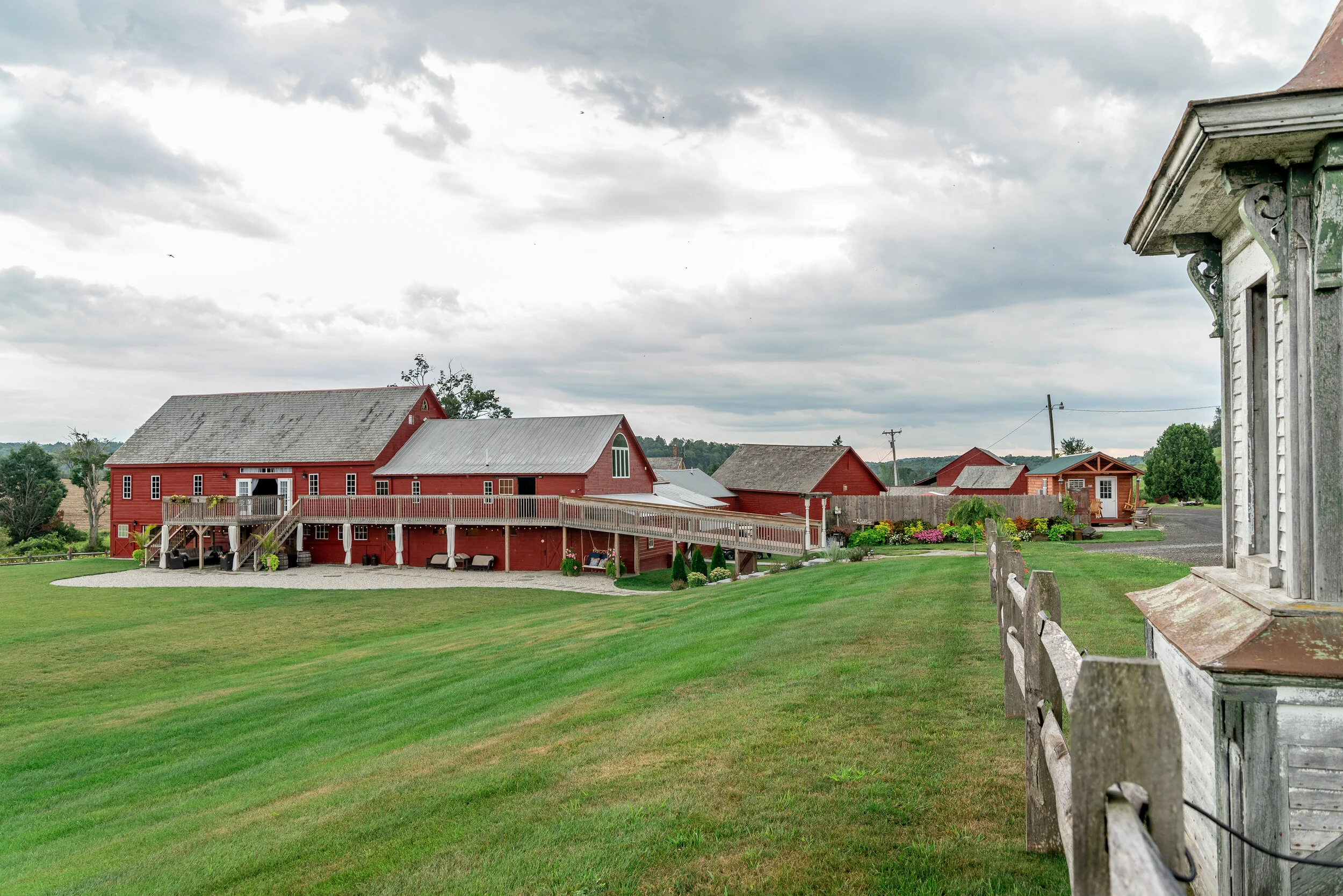 Lakota's Farm Weddings - photo 2