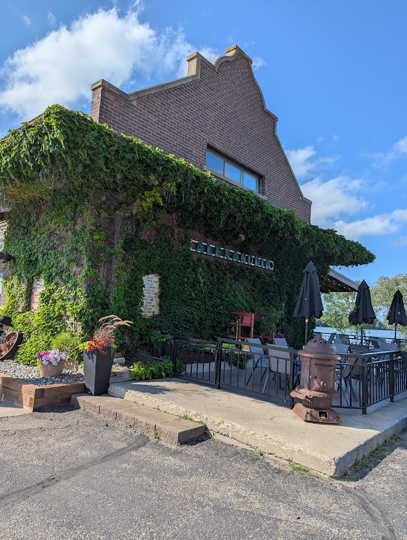 Depot Smokehouse and Tavern - photo 4