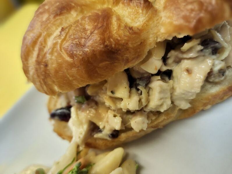 Autumn's Catering & Cafe - photo 2