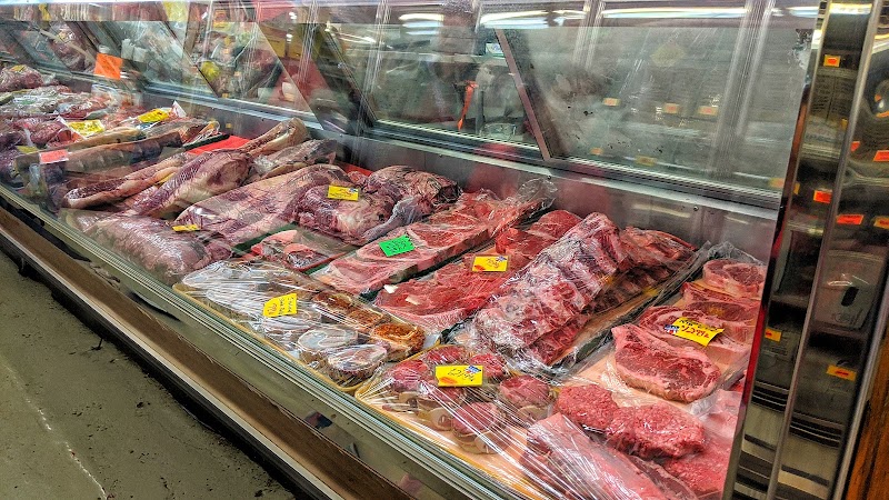 B&B Grocery, Meat & Deli - photo 2