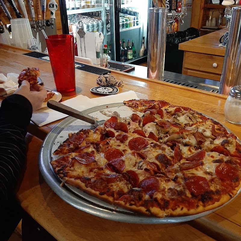 Billy Bob's Sports Bar and Grill - photo 3