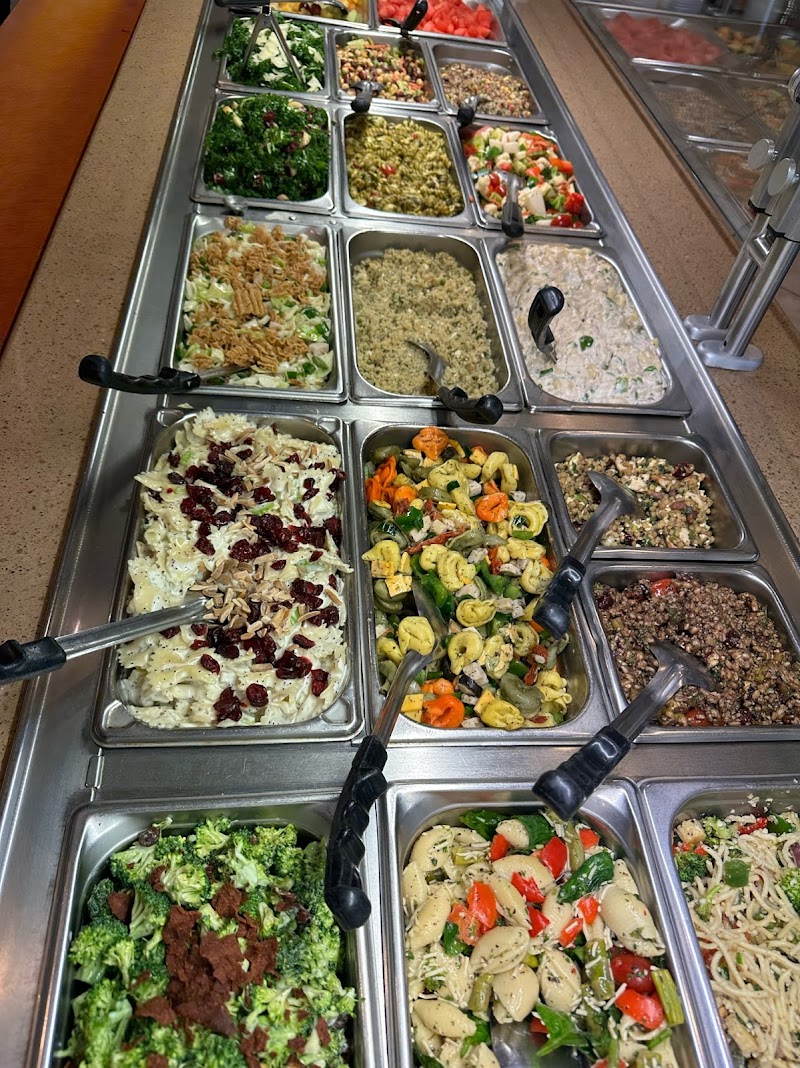 The Picnic Basket Restaurant & Gourmet Food Works Catering - photo 3