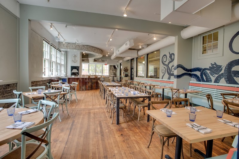 Saltine Restaurant - Catering in Jackson, Mississippi