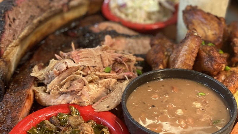 The Smokin' Oak Barbeque Restaurant, Bar & Catering - Catering in Vancouver, Washington