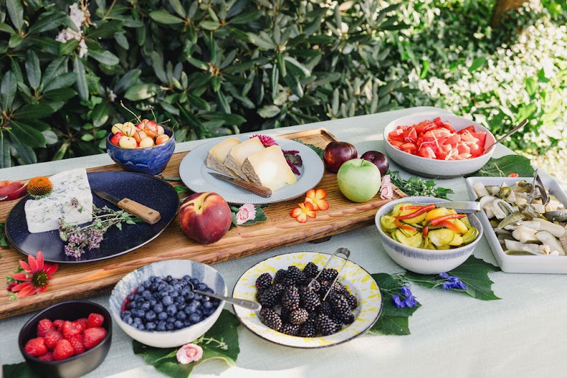 Smoke and Pickles Catering Co - photo 2