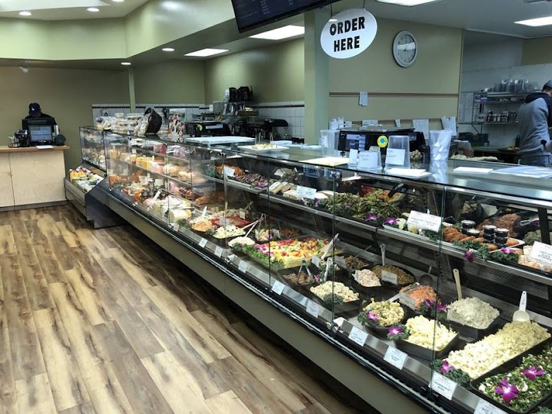 Wolfe's Market Kitchen and Deli - Catering in Claremont, California