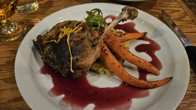 Wiley's downtown bistro - photo 3