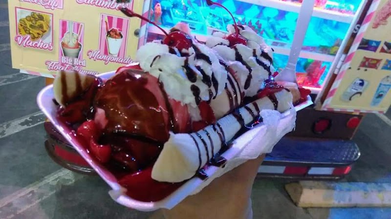Coco Leché Chocolatier / Ice Cream Truck Rentals - photo 2