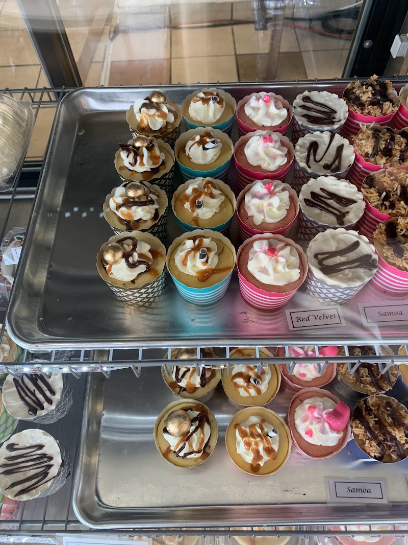 Momo's Gourmet Cheesecake Co - Salt Lake - photo 5