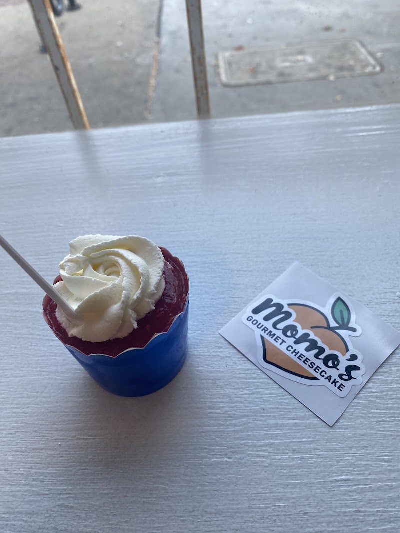 Momo's Gourmet Cheesecake Co - Salt Lake - photo 2