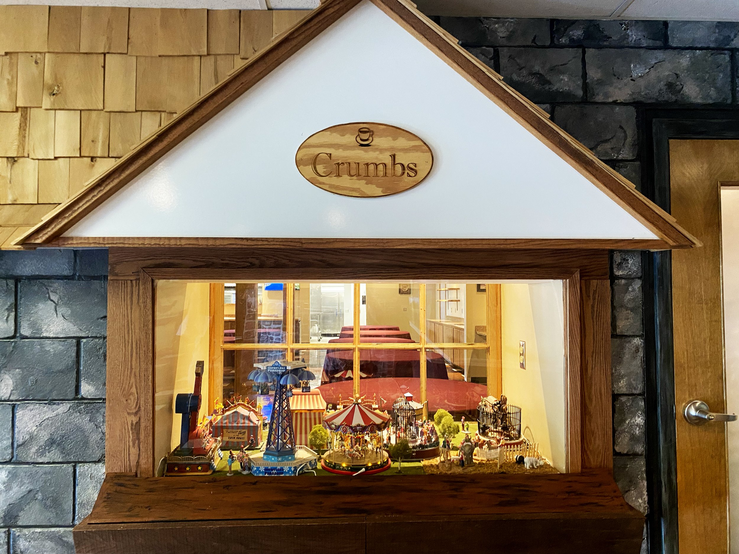 Crumbs - photo 2
