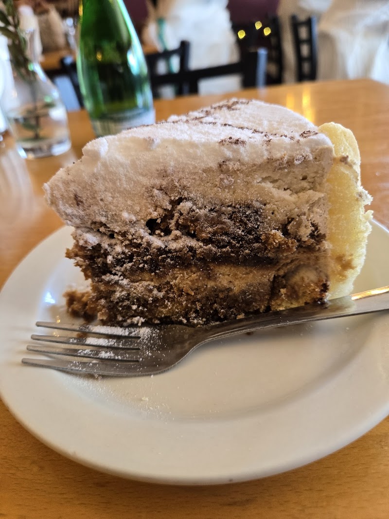 Dama Restaurant and Pastry - photo 5