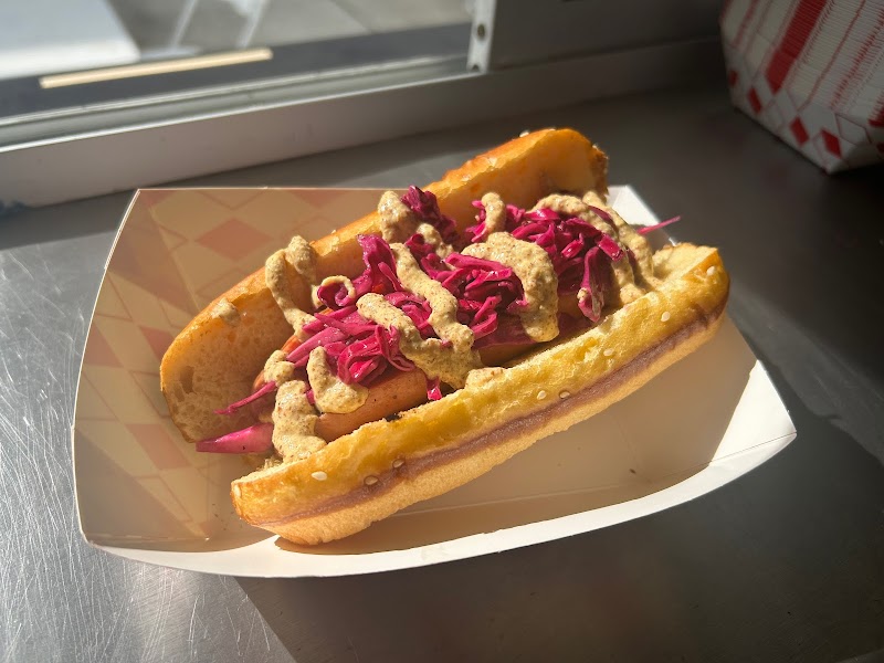Flyin Pig Food Truck - photo 3